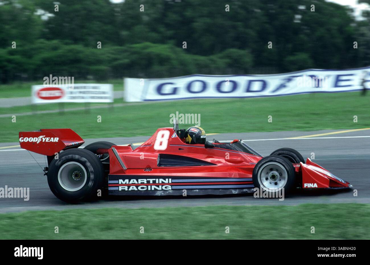 1977 Brabham BT45B #8 Carlos Pace （BRA） Minichamps 1:18 Carlos Pace Brabham BT45B #8 Formula 1 1977