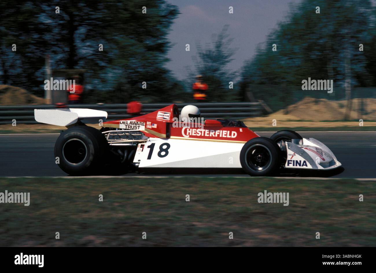 Photo Vintage Alan Jones – Surtees TS19 – Belgian GP Zolder 1976 – Tirage Neuf