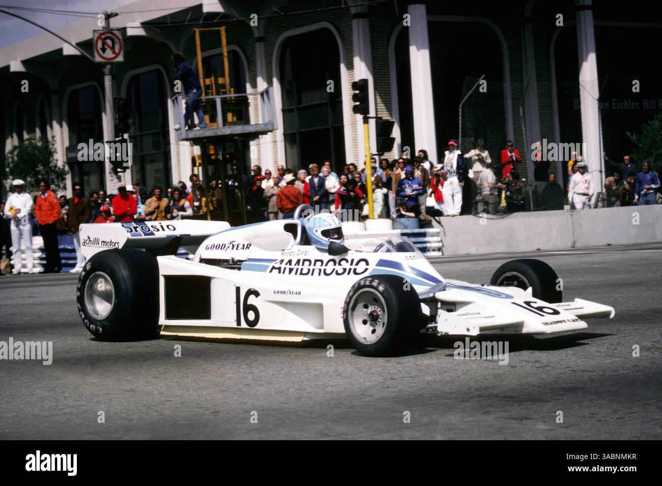 The Shadow DN8 at the Long Beach Grand Prix, driven by Riccardo
