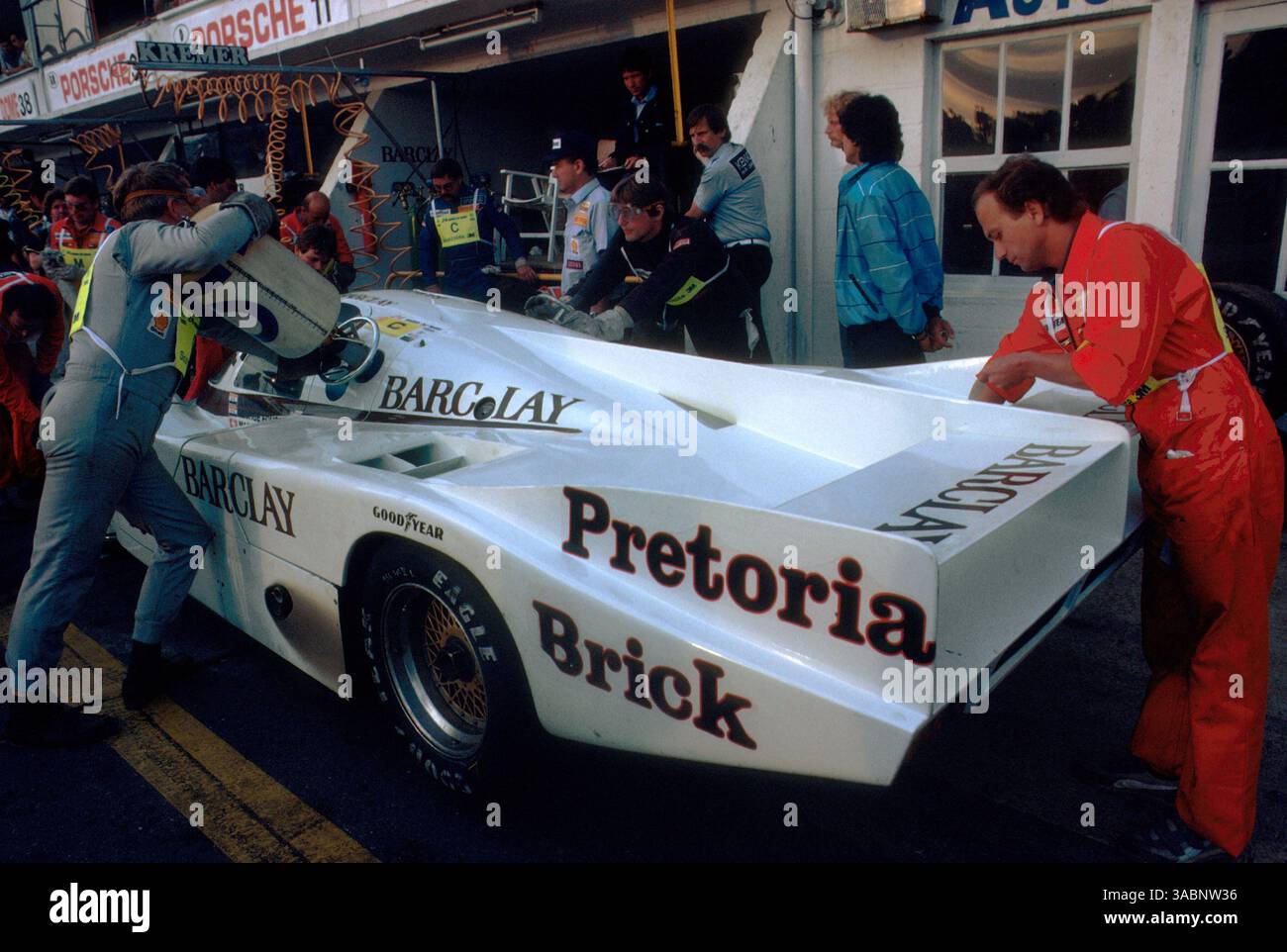 Photo Vintage 24 Heures Du Mans 1980s : George Fouche Au Circuit De La Sarthe