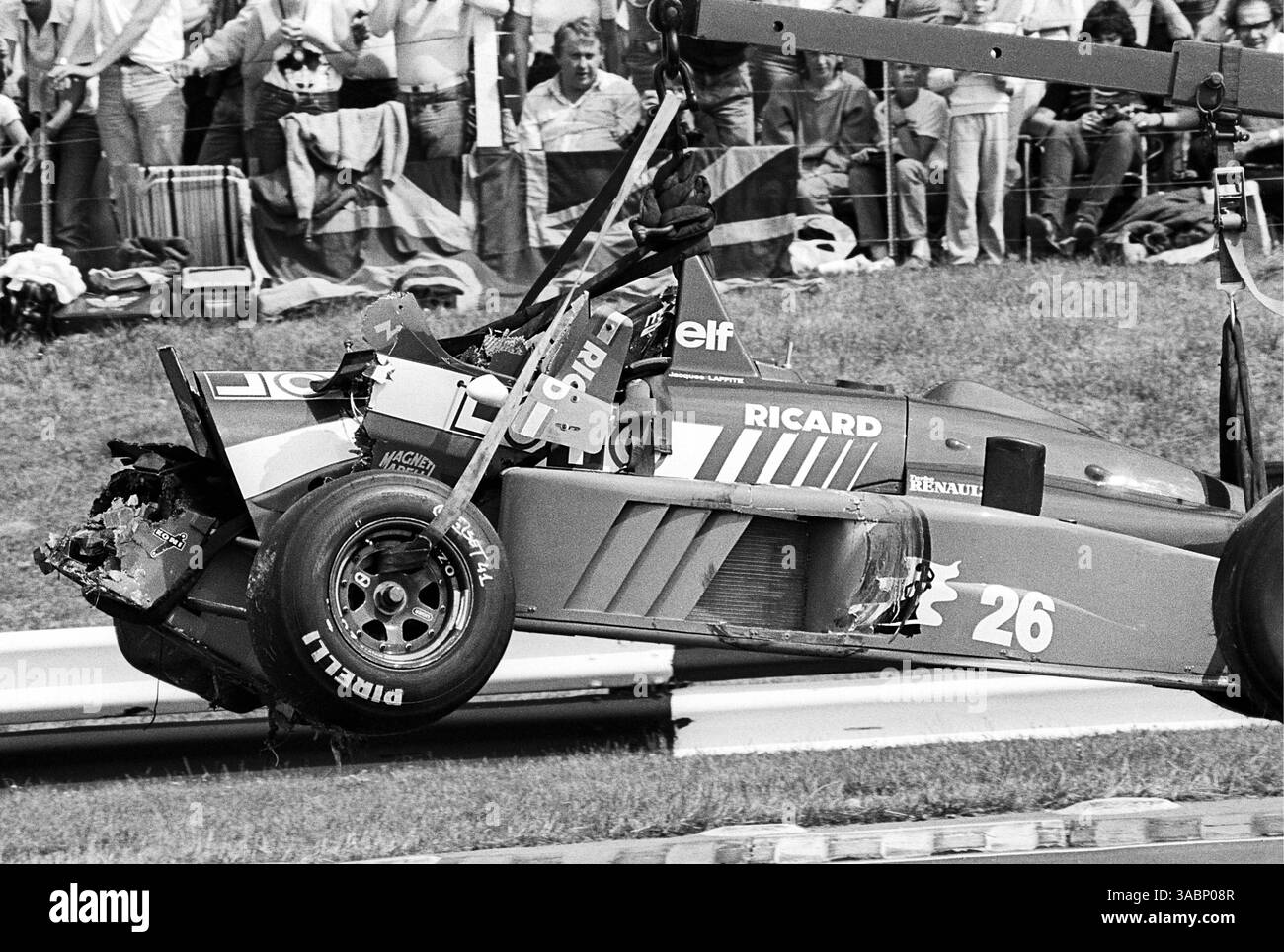 Photo : Star du sport automobile Jacques Laffite en 1996 - Purepeople