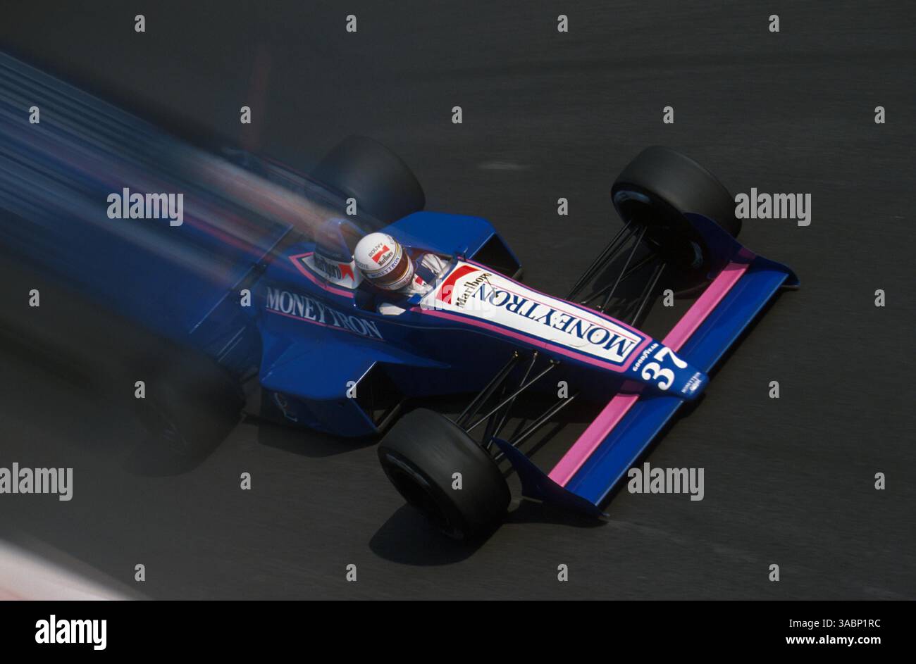 Dinky Toys France Tlas 1:43 Dinky Toys 1416 Renault Yellow