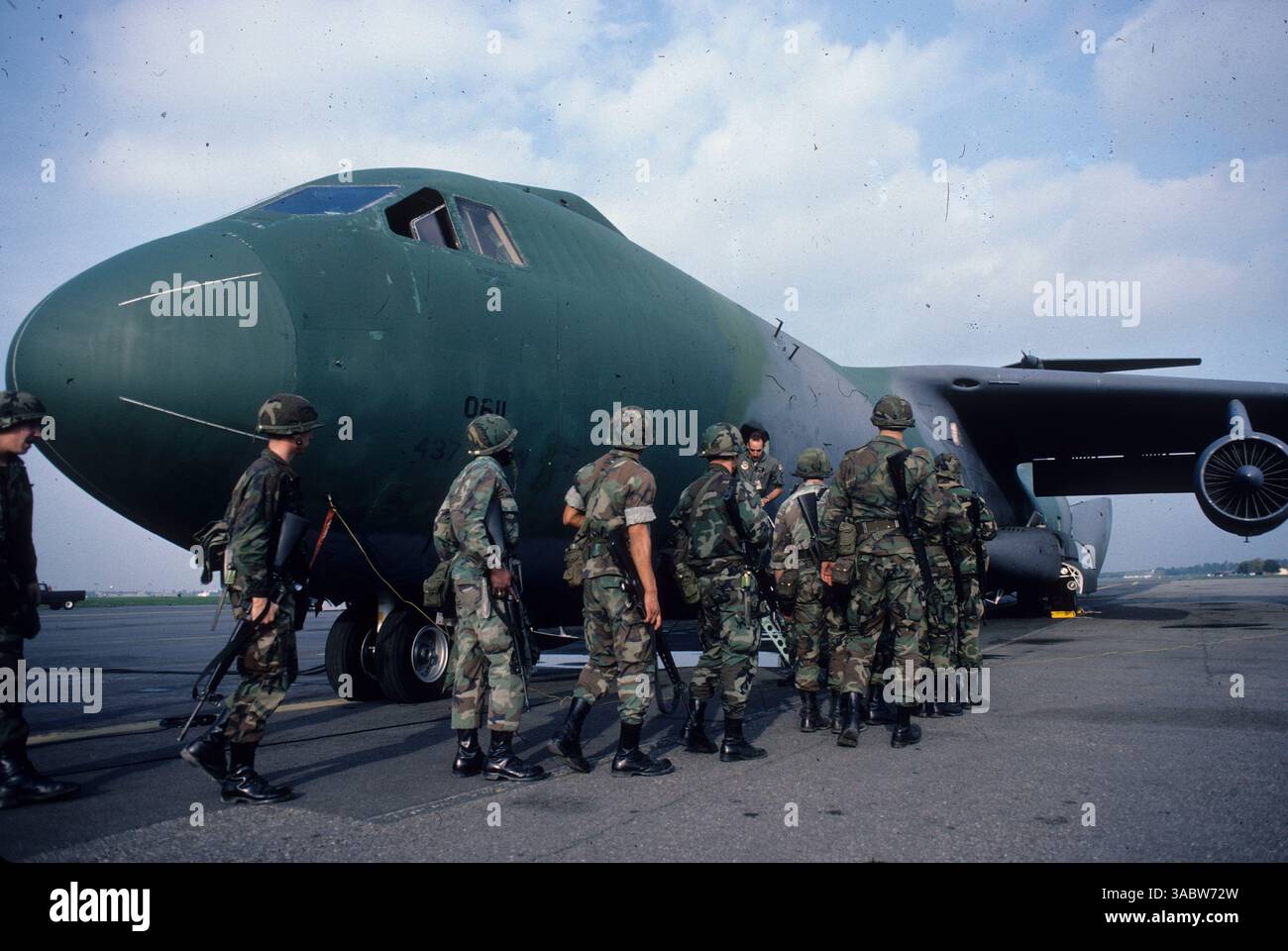 Mar 06, 2007 - Washington, DC, USA - Aircraft Military Cargo Transport ...