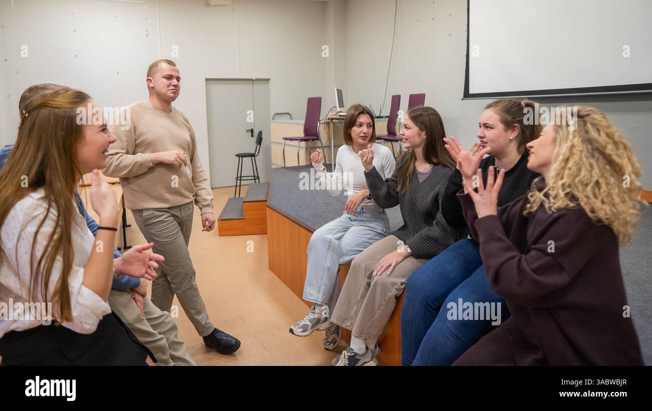 Disability school group hi-res stock photography and images - Alamy