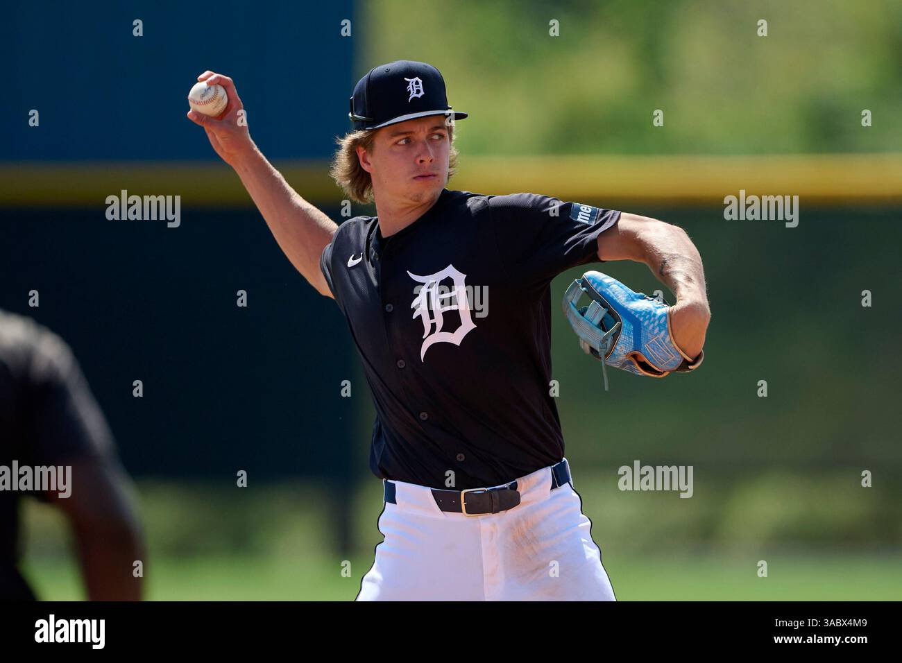 Detroit Tigers shortstop Bryce Rainer (28) throws to first base during ...