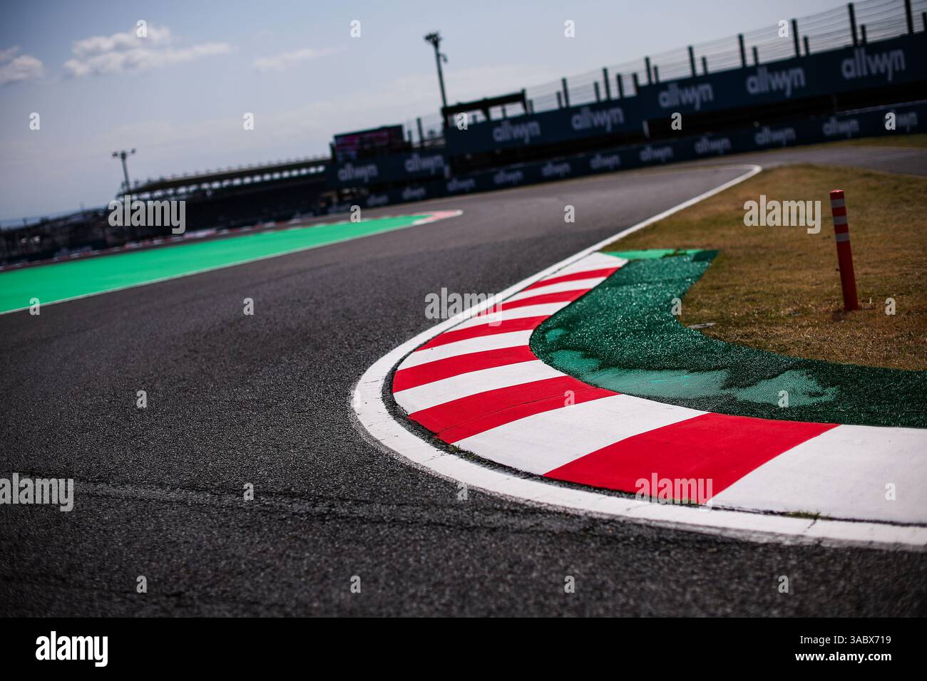 kerbs-of-the-track-piste-chicane-during-the-formula-1-lenovo-japanese