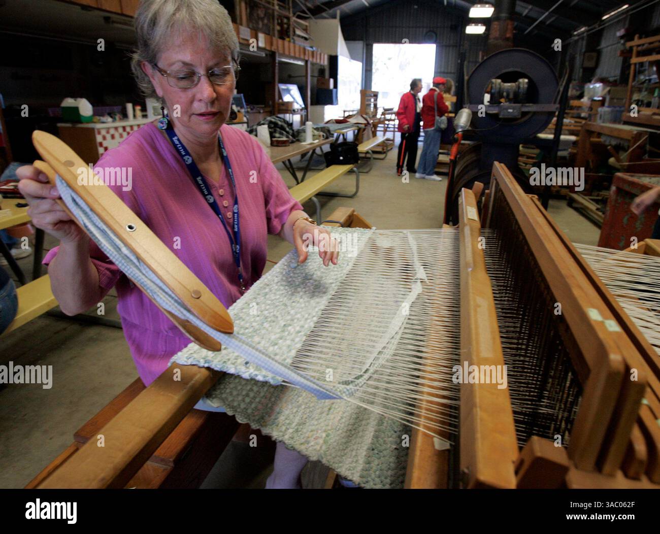Weavers old stand hi-res stock photography and images - Alamy