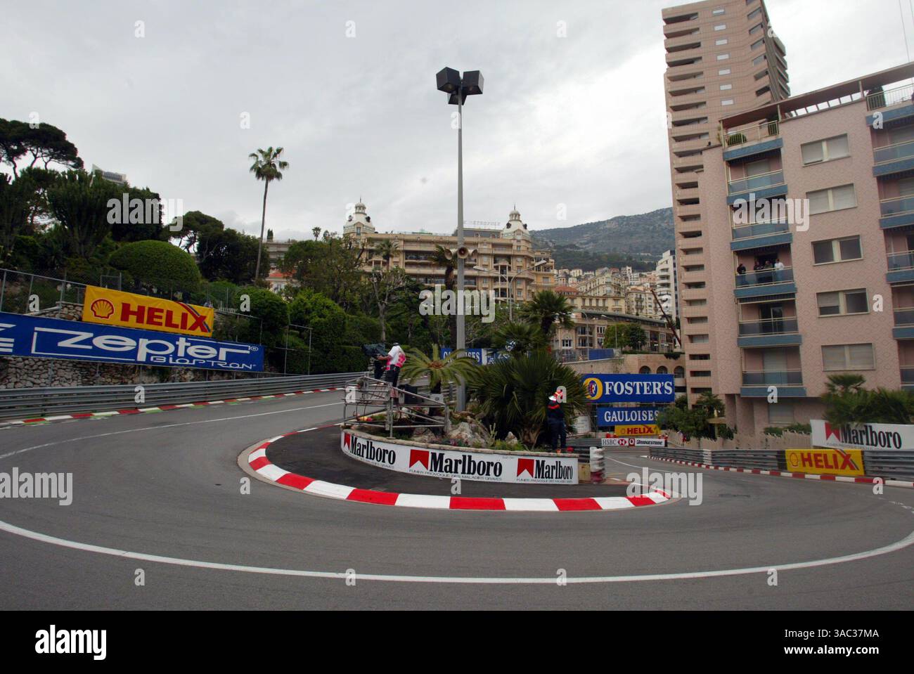 Viermal rote Flagge beim Grand Prix de Monaco Historique 2024 - Auto - › Lifestyle