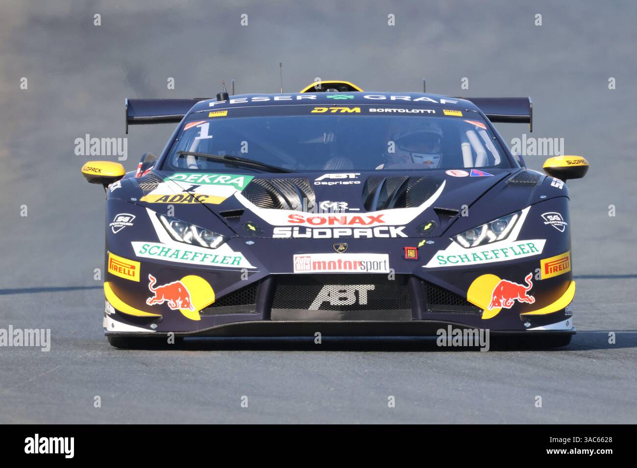 Carrera DIGITAL 132 Lamborghini Huracán GT3 Evo2 – SSR Performance #92, DTM 2023, Échelle 1:32, Dès 8 Ans