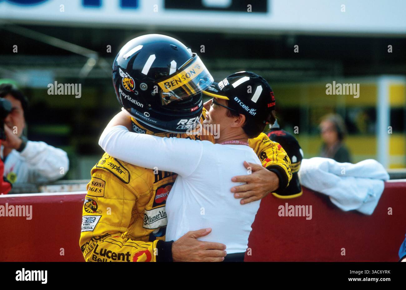 Damon Hill rates Oscar Piastri's F1 championship hopes after 'rare ...