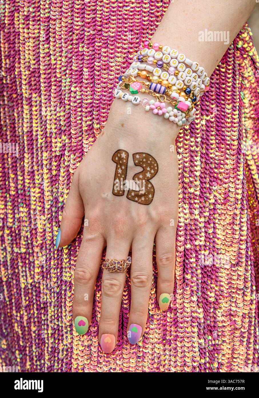 Colourful dress beaded hi-res stock photography and images - Alamy Colourful dress beaded hi-res stock photography and images - Alamy