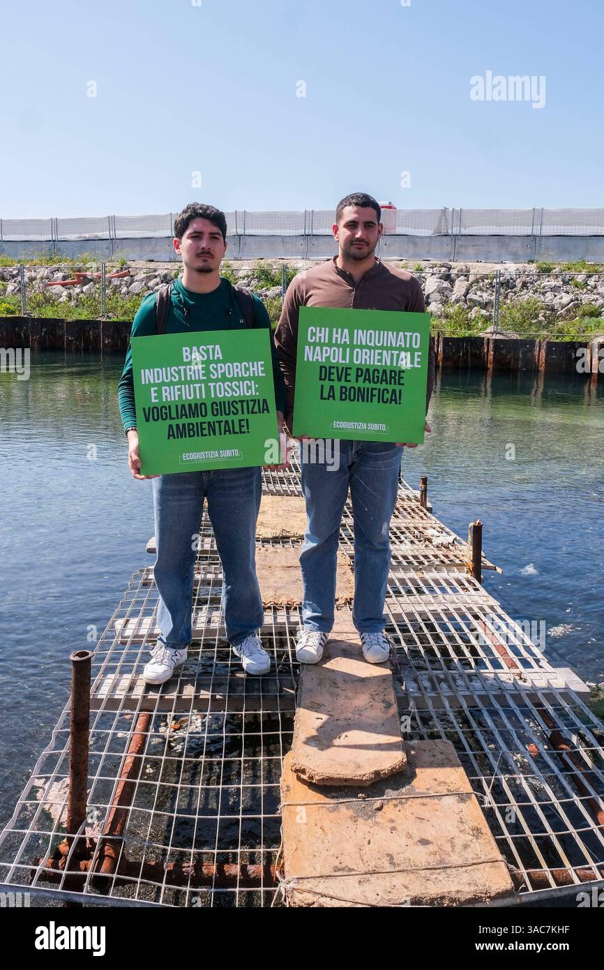 News - Ecogiustizia subito flash mob Legambiente In East Naples on the ...