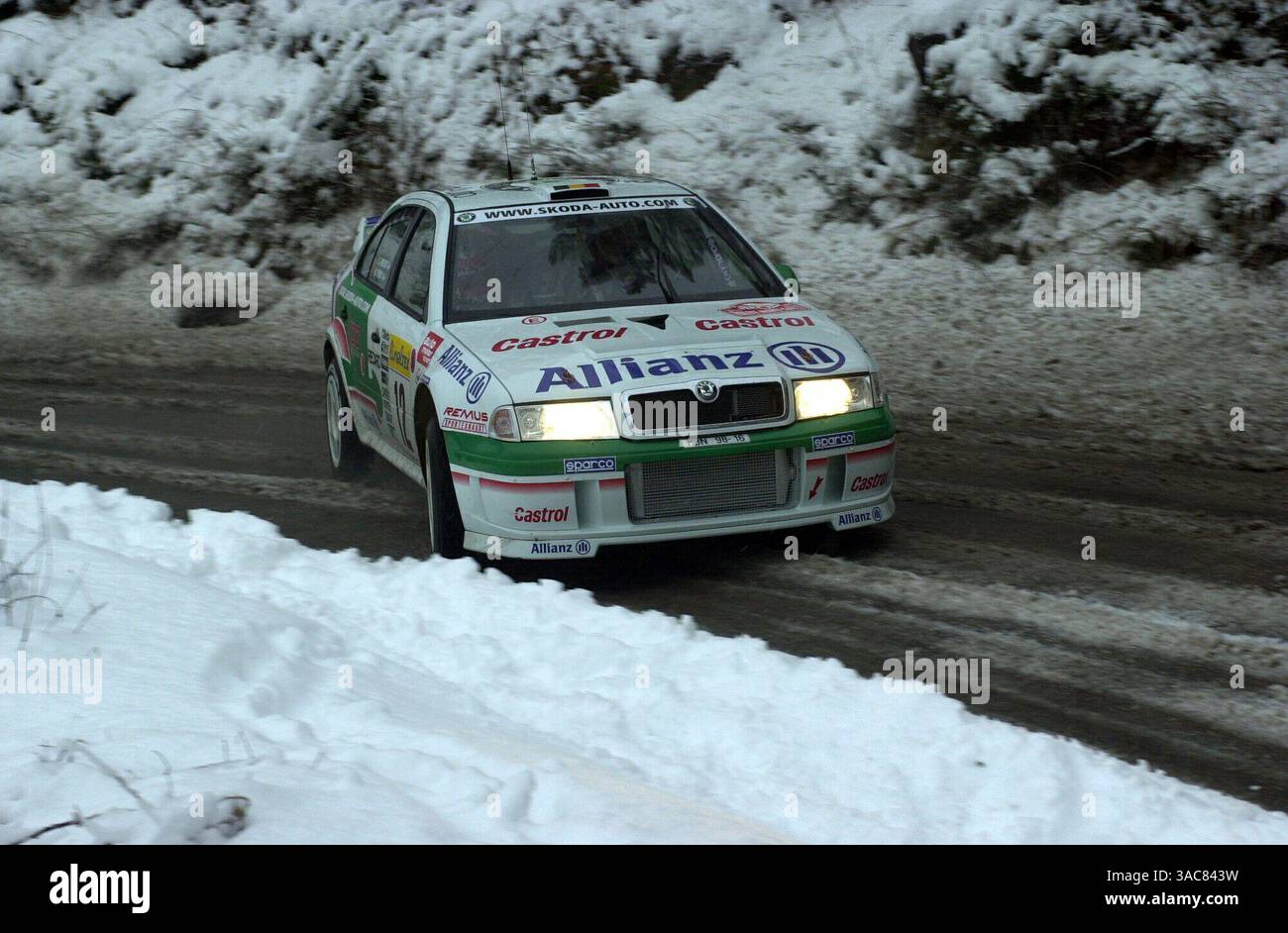 14 Didier AURIOL - Denis GIRAUDET Skoda Octavia WRC Evo3 71 Rallye de 14 Didier AURIOL - Denis GIRAUDET Skoda Octavia WRC Evo3 71 Rallye de