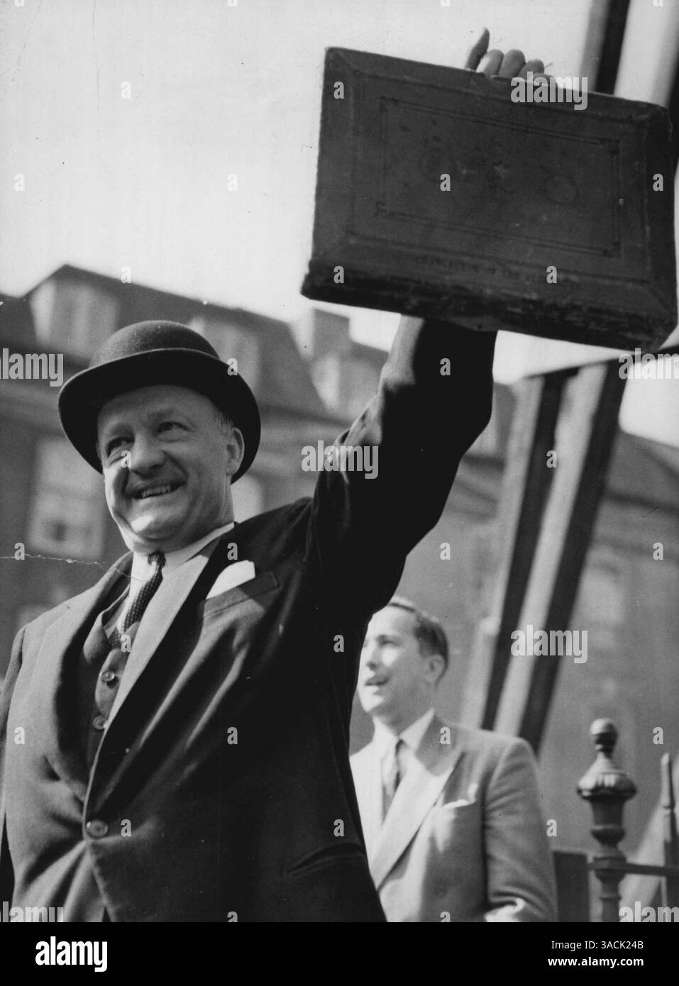 Ra Butler Nostalgia photo present day hi-res stock photography and images - Alamy