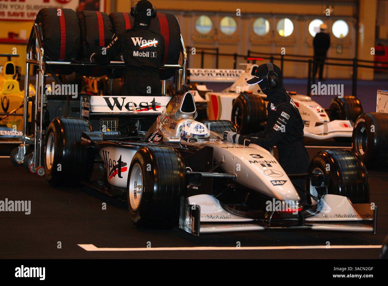 Mclaren f1 2003 hi-res stock photography and images - Alamy Mclaren f1 2003 hi-res stock photography and images - Alamy