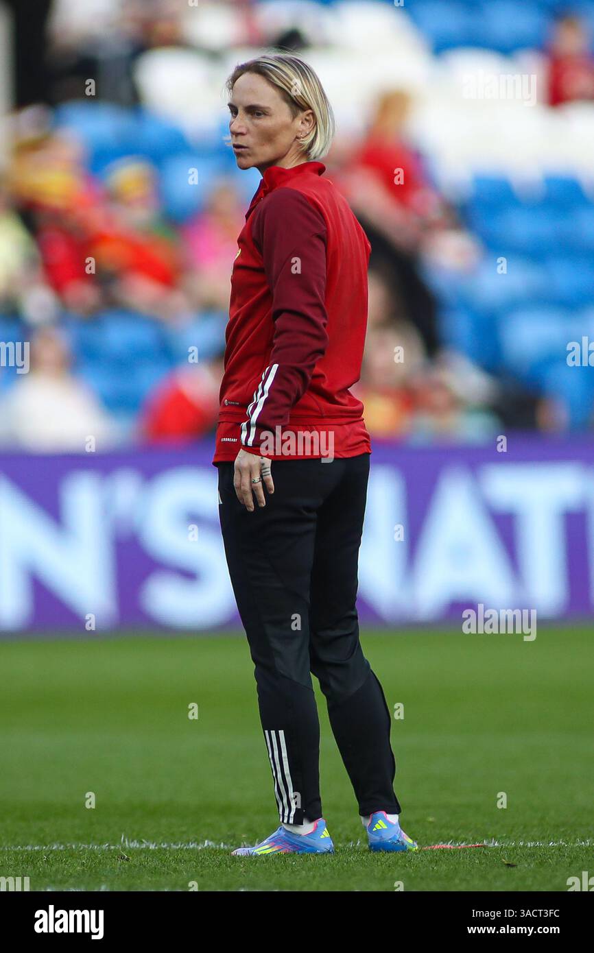 Cardiff, Wales, UK. 4th April, 2025. Jessica Fishlock of Wales warms up ...