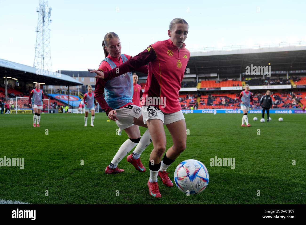 Germany Senb Germany's Sjoeke Nusken (left) and Elisa Senb during the warm up before ...