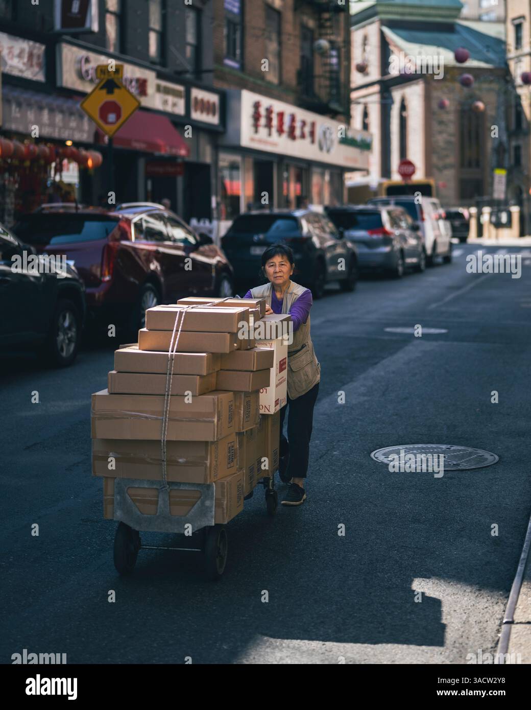Street scene in Chinatown, Manhattan, New York City, USA Stock Photo ...