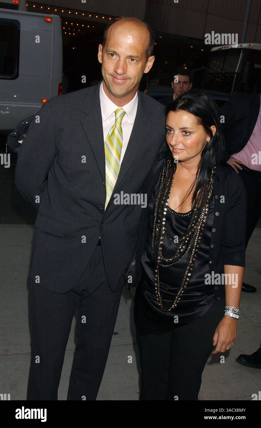 Anthony edwards and jeanine lobell hi-res stock photography and images - Alamy