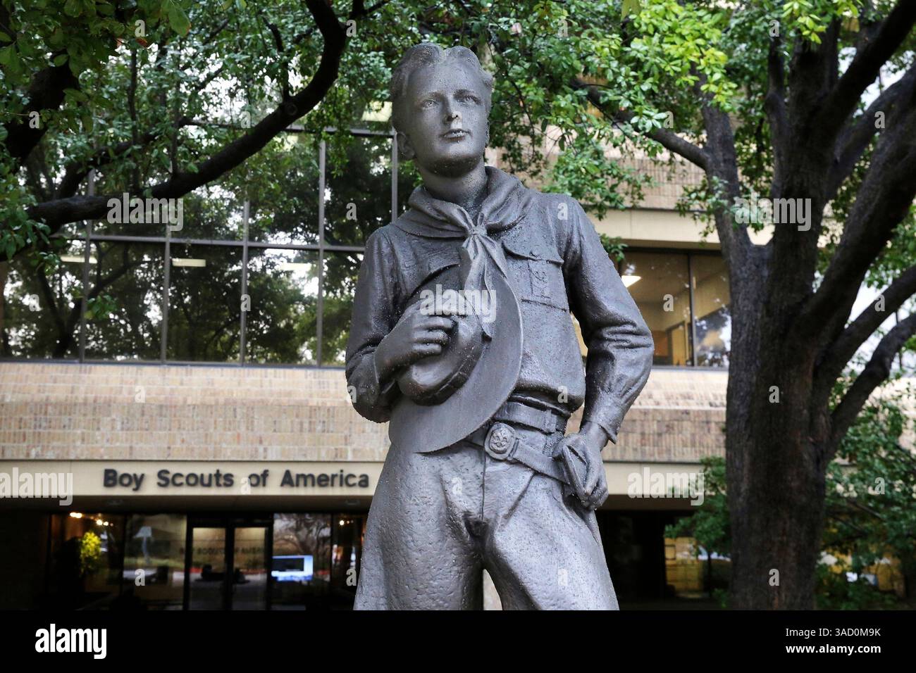 FILE - A statue stands outside the Boy Scouts of America headquarters ...