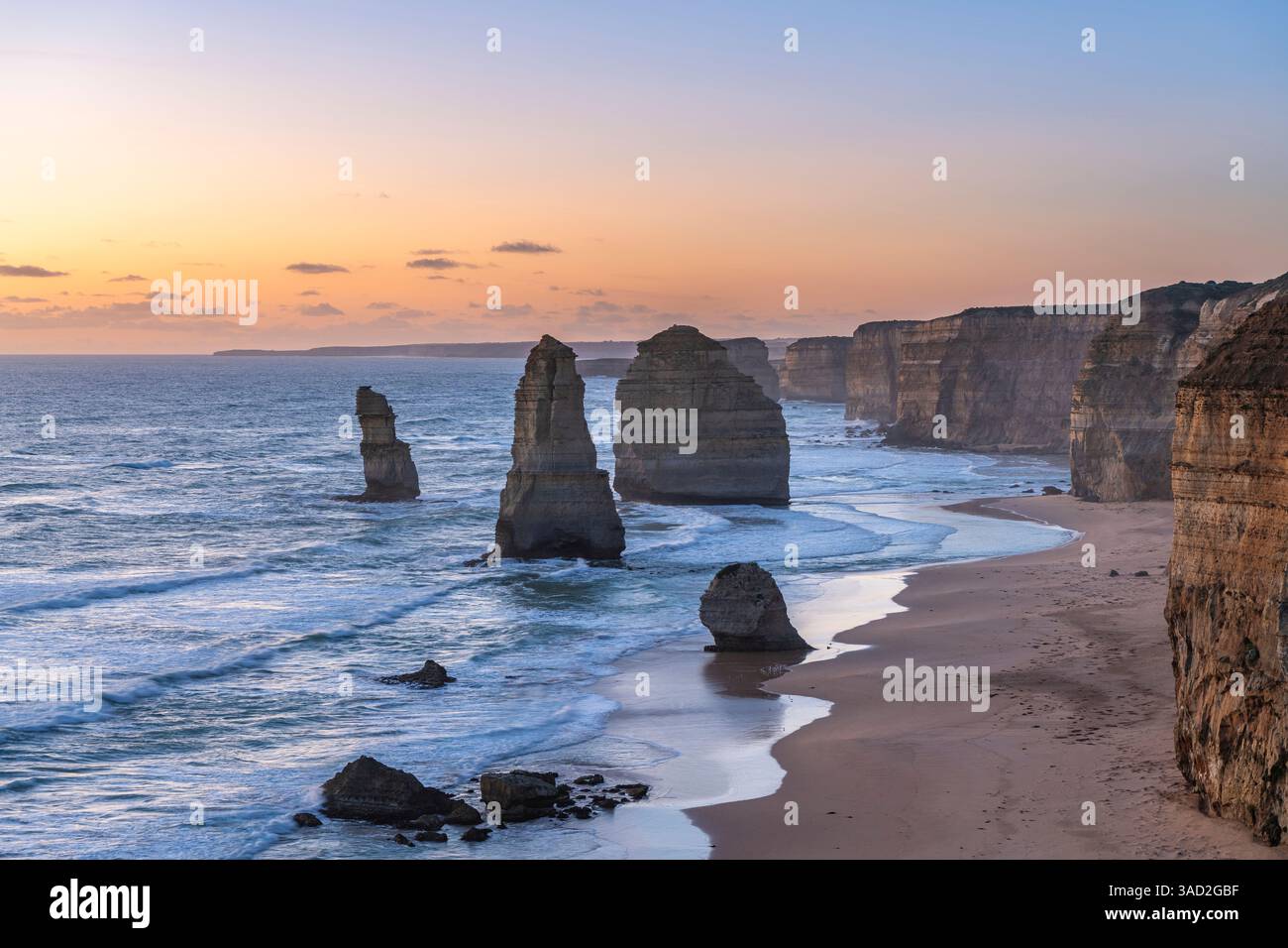 The Great Ocean Road Is A 243 Km Long Road That Runs Along Australia s the-great-ocean-road-is-a-243-km-long-road-that-runs-along-australia-s