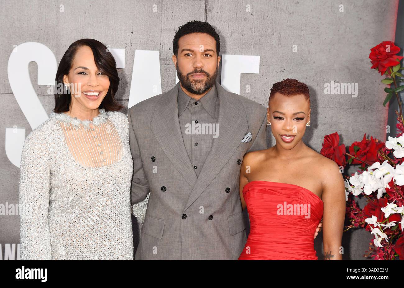 HOLLYWOOD CALIFORNIA APRIL 02 Amanda Brugel O T Fagbenle And hollywood-california-april-02-amanda-brugel-o-t-fagbenle-and