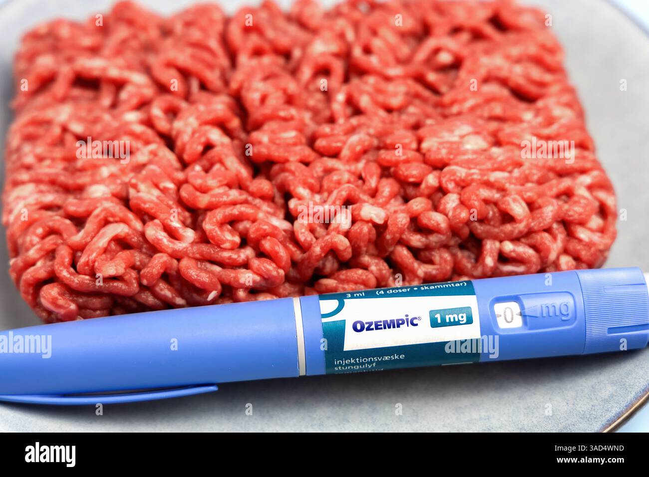 semaglutide and red meat Semaglutide food hi-res stock photography and images