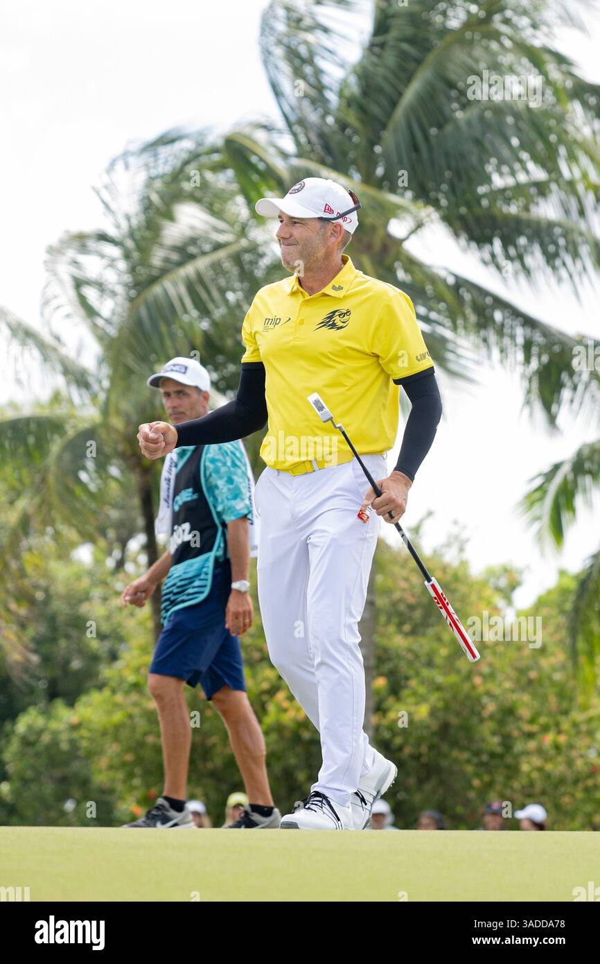 Captain Sergio Garcia of Fireballs GC reacts to his putt on the 16th ...
