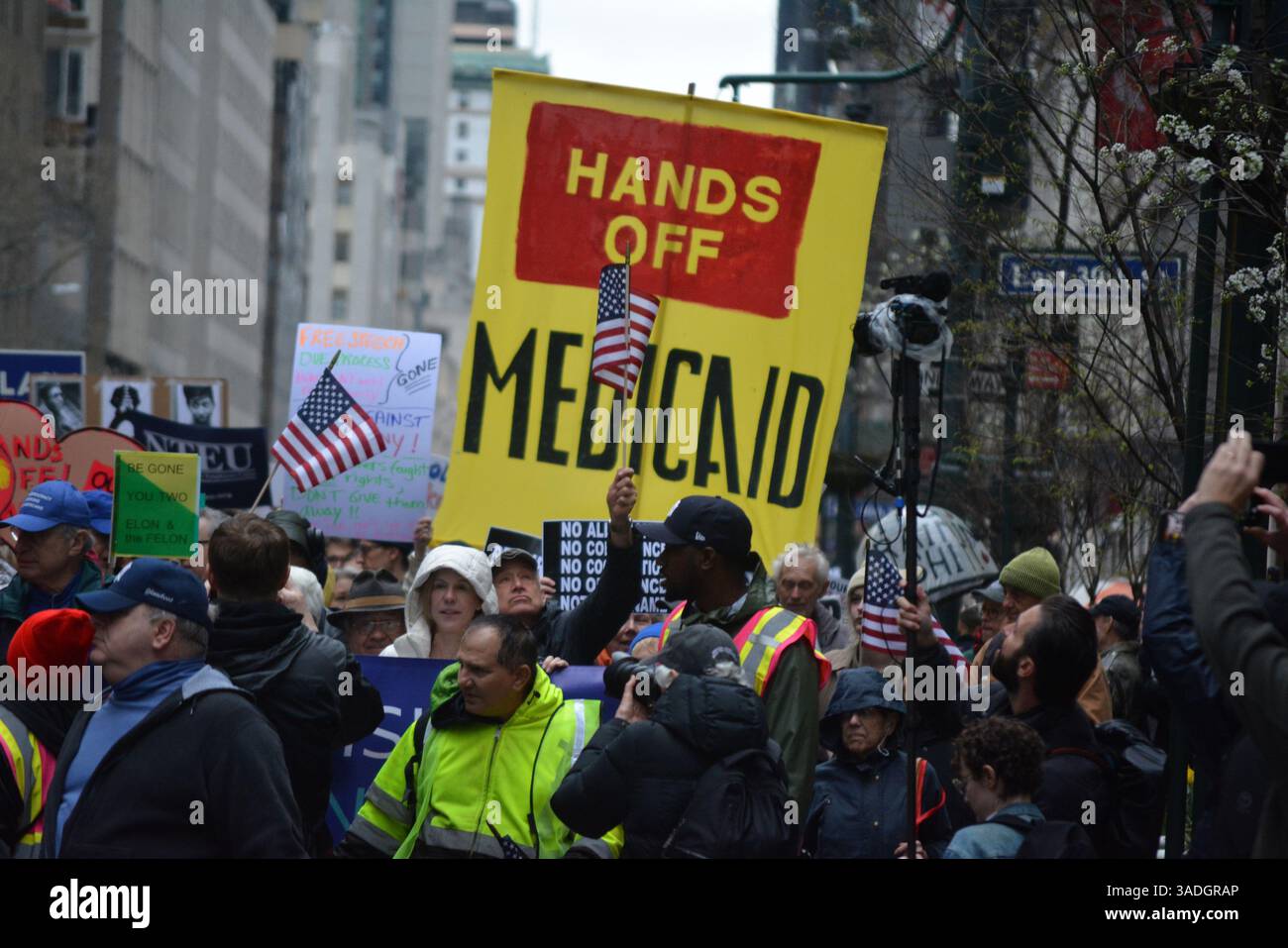 Hands Off rally against the Trump administration and Elon Musk's DOGE ...
