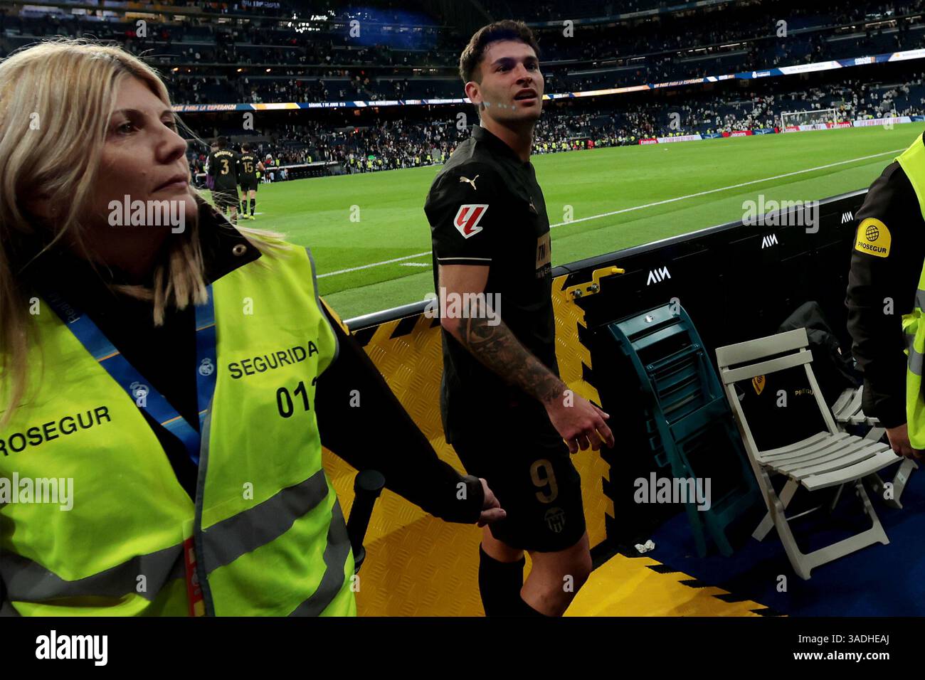 madrid-spain-april-5-2025-valencia-player-hugo-duro-real-madrid