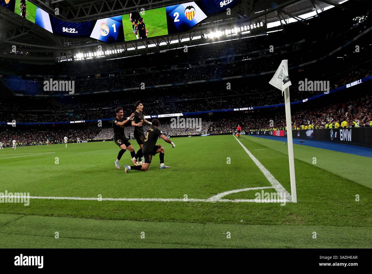madrid-spain-april-5-2025-valencia-player-hugo-duro-score-goal