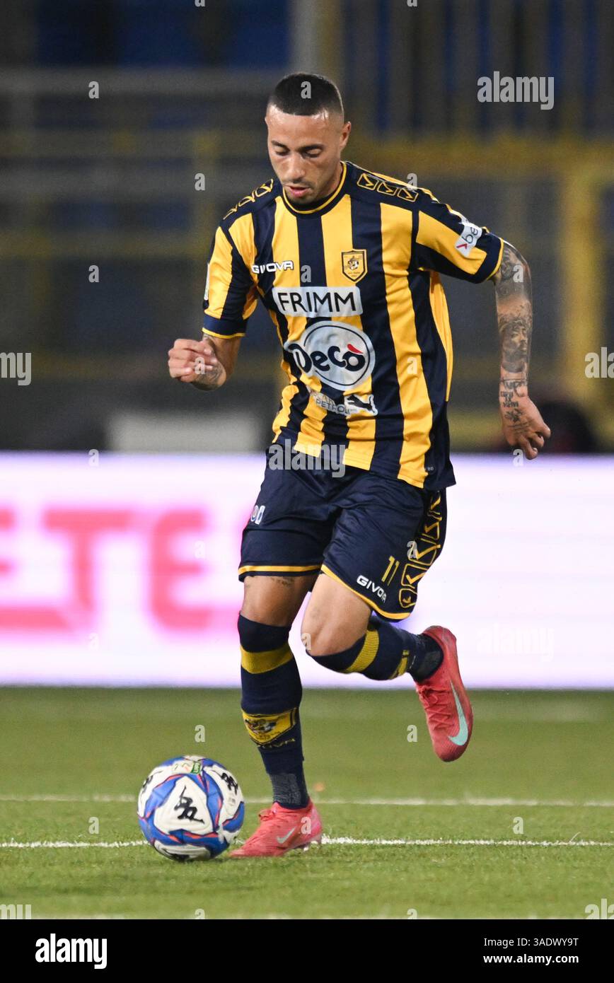 Castellamare di Stabia, Italy. 05th Apr, 2025. Kevin Piscopo of SS Juve Stabia in action during the Serie B match between SS Juve Stabia and US Salernitana at Stadio Romeo Menti, Castellammare di Stabia, Italy on April 5, 2025. Credit: Nicola Ianuale/Alamy Live News Stock Photo