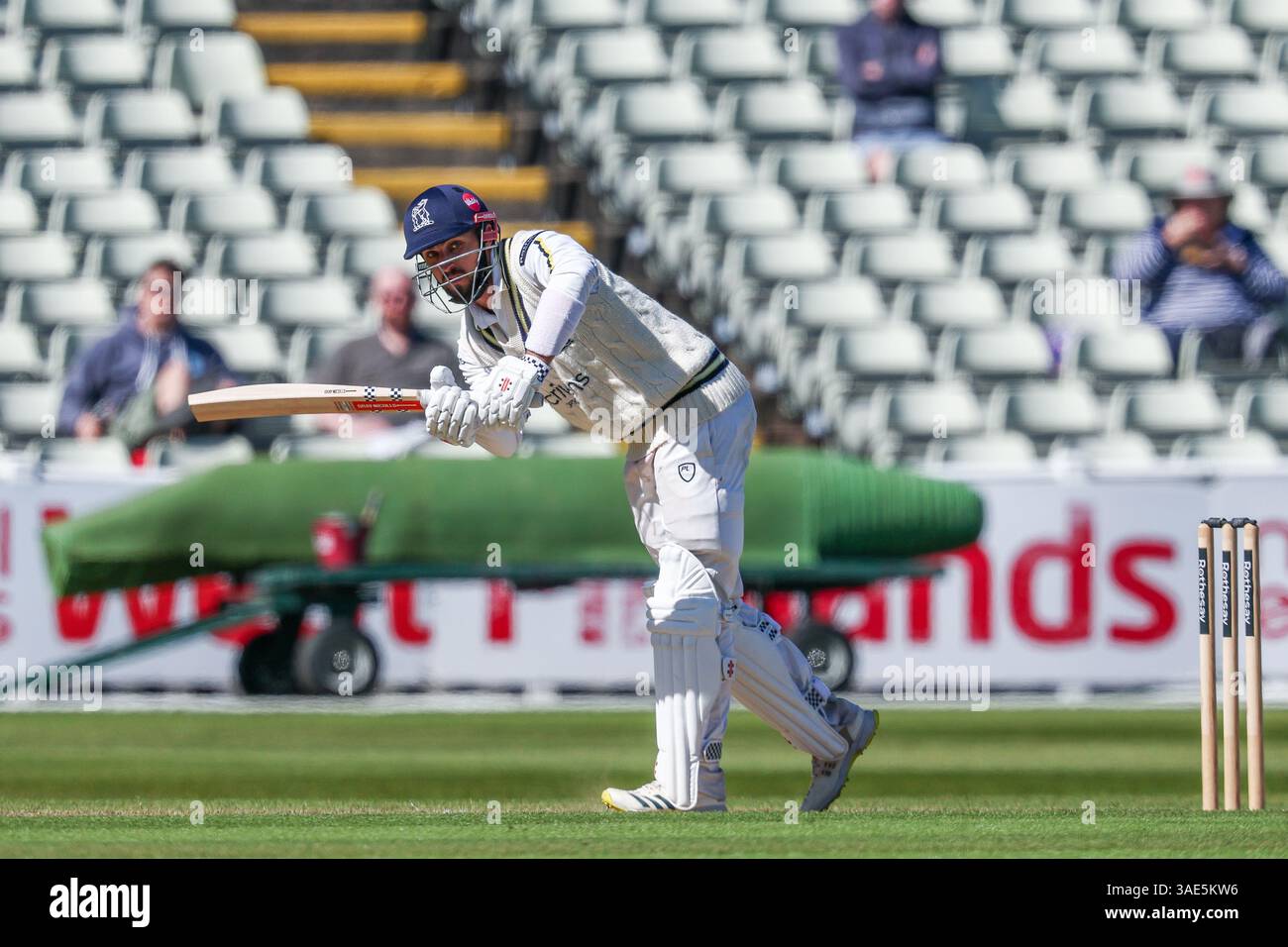 Birmingham, UK. 06th Apr, 2025. #30, Ed Barnard of Warwickshire in ...