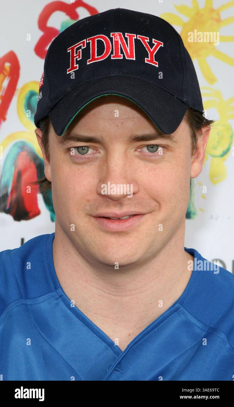 Brendan fraser 2005 hi-res stock photography and images - Alamy