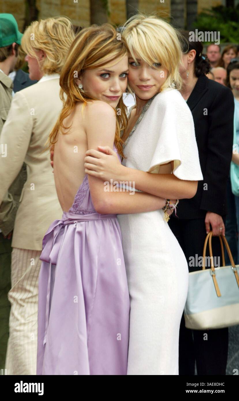 Anorexia treatment center hi-res stock photography and images - Alamy, image size:829x1390