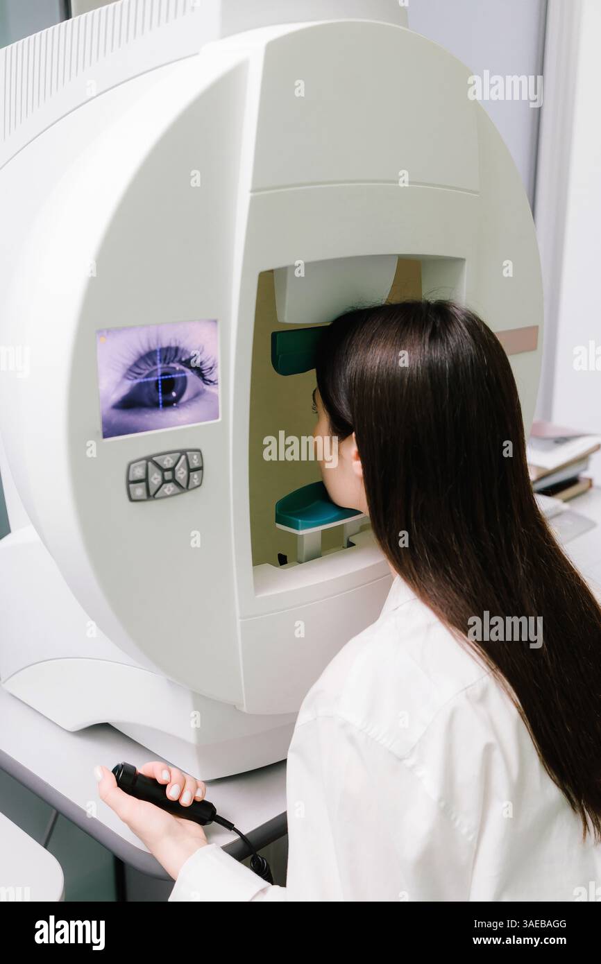 Perimetry visual field test for measure all areas of eyesight ...