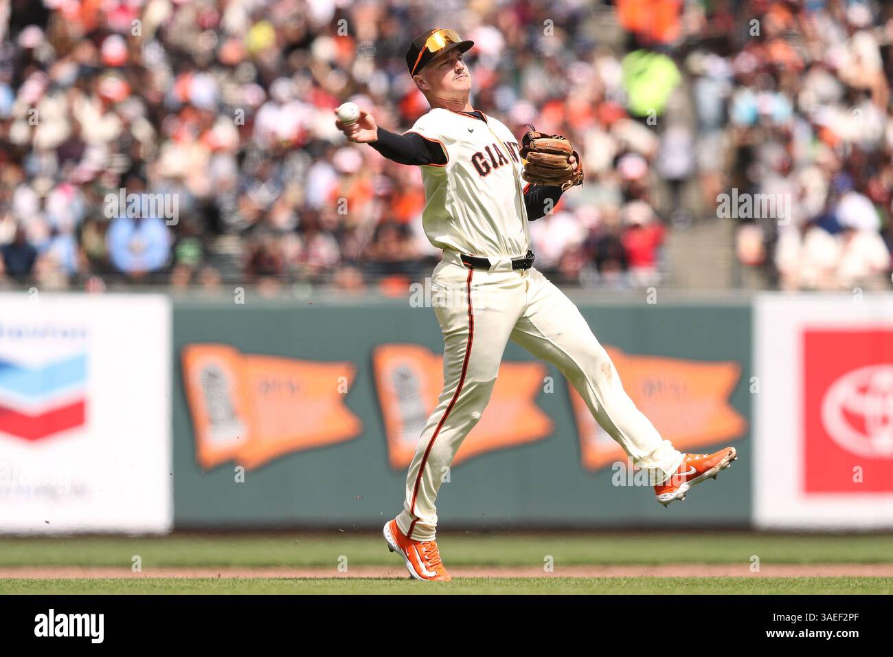 San Francisco Giants third baseman Matt Chapman throws out Seattle ...