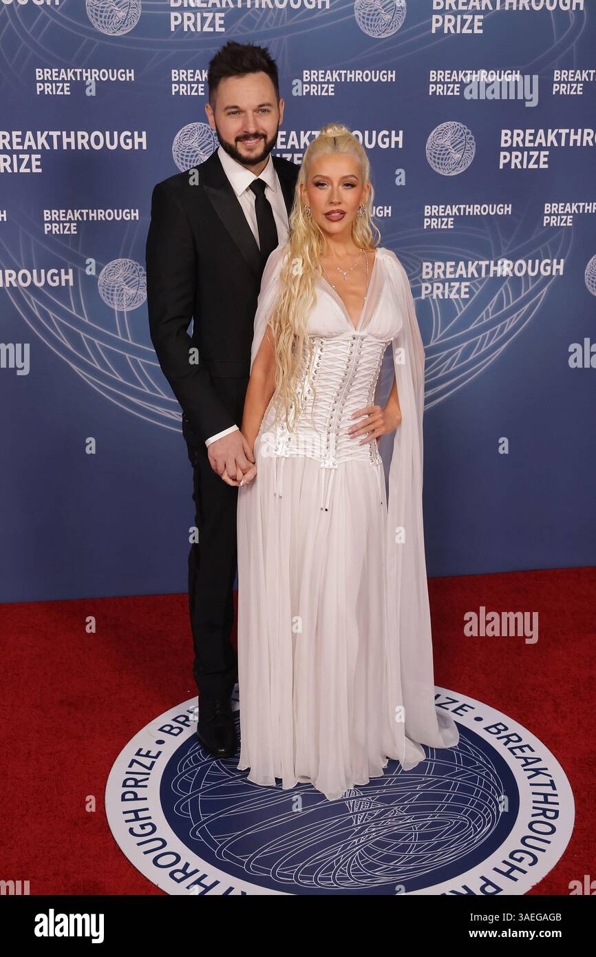 Matthew Rutler Ring Matthew Rutler, Christina Aguilera attend the 11th Breakthrough Prize ...