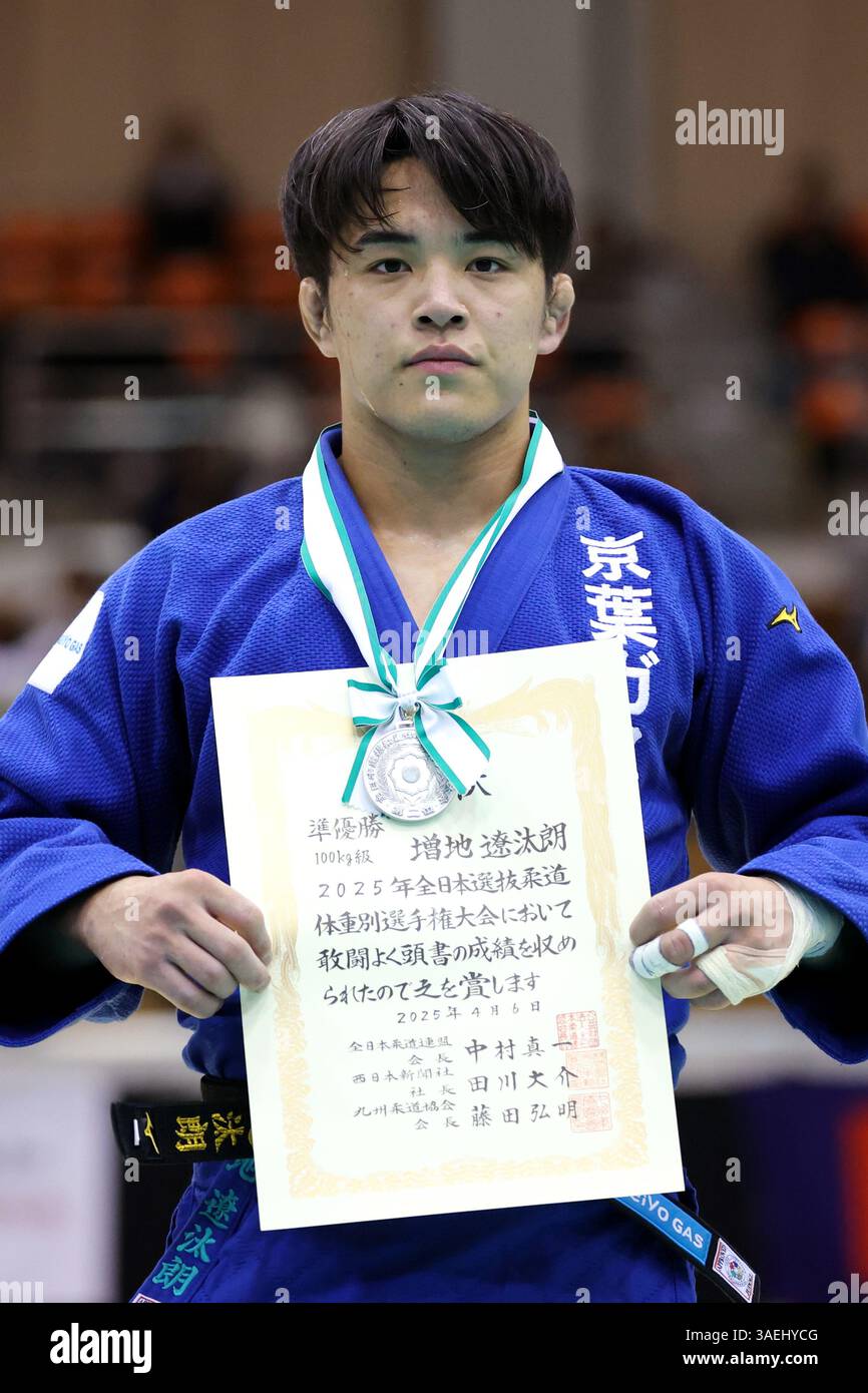 Ryota Masuji and Tetsuya Isozaki Win Gold Medals at Aichi-Nagoya Asian Games