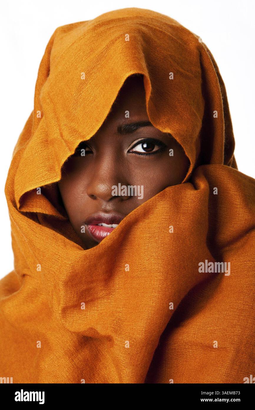 North african scarf hi-res stock photography and images - Alamy