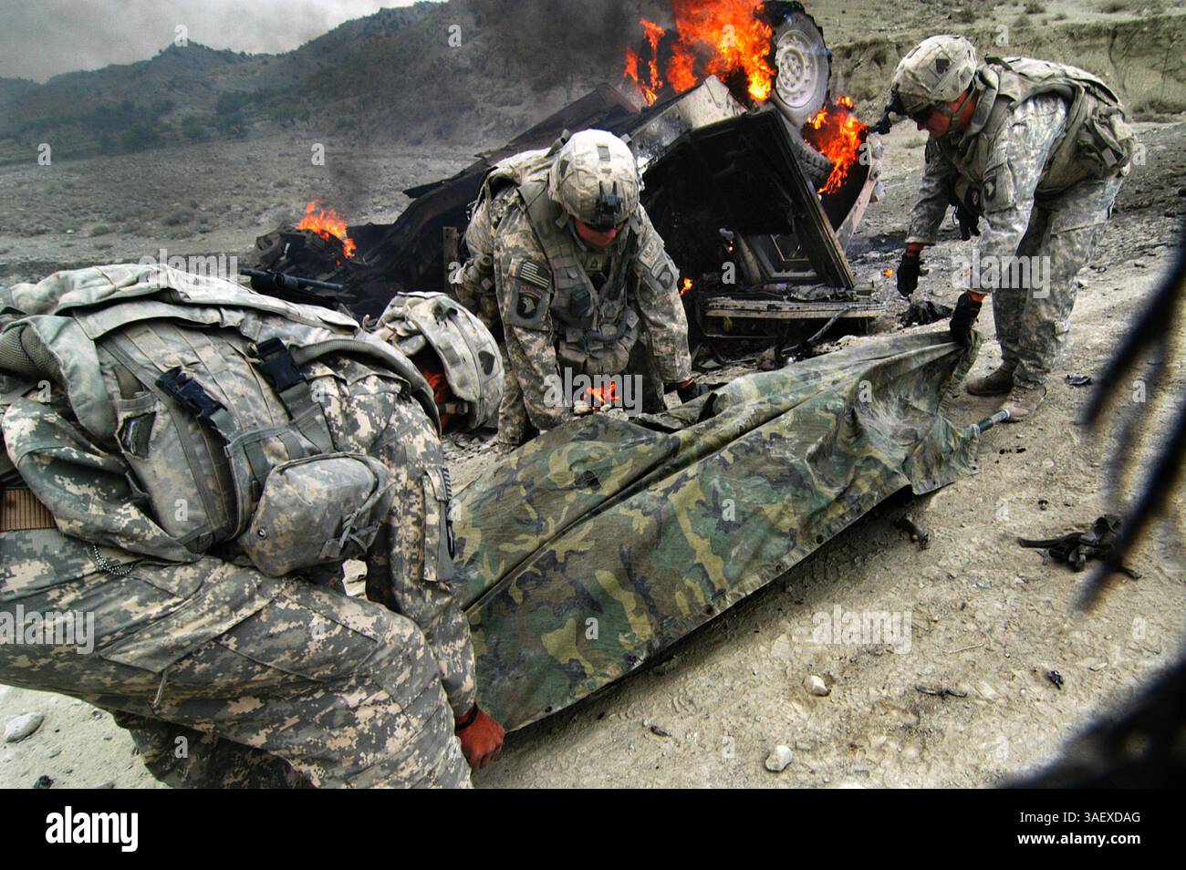 Fallen soldiers killed in afghanistan hi-res stock photography and images -  Alamy, image size:1300x954