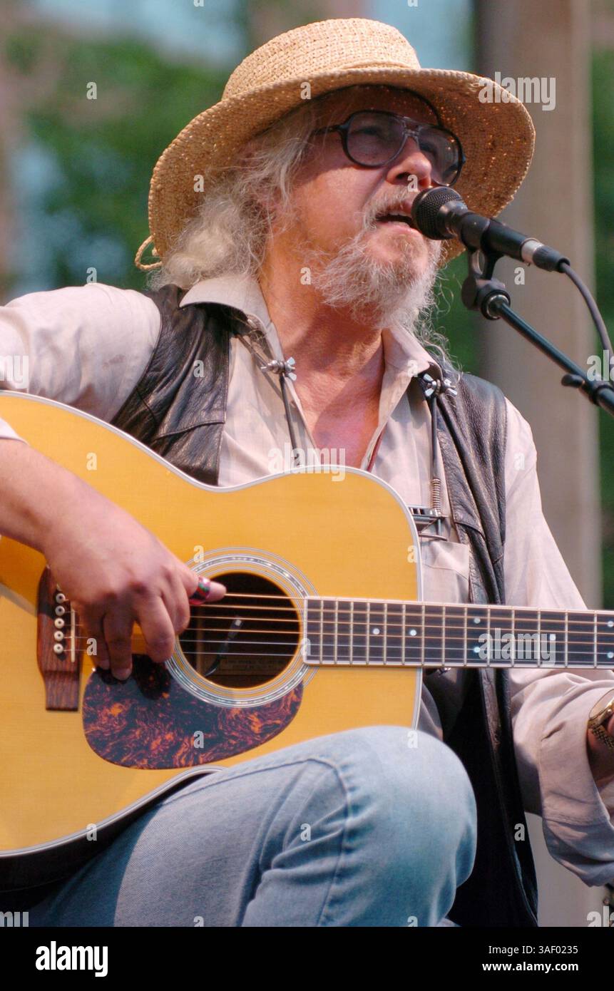 Jun 15, 2005; New York, NY, USA; Musician ARLO GUTHRIE performs his seminal album 'Alice's Restaurant' from start to finish in celebration of its 40th anniversary release in a concert at Rockefeller Park. Mandatory Credit: Photo by Bryan Smith/ZUMA Press. (©) Copyright 2005 by Bryan Smith Stock Photo