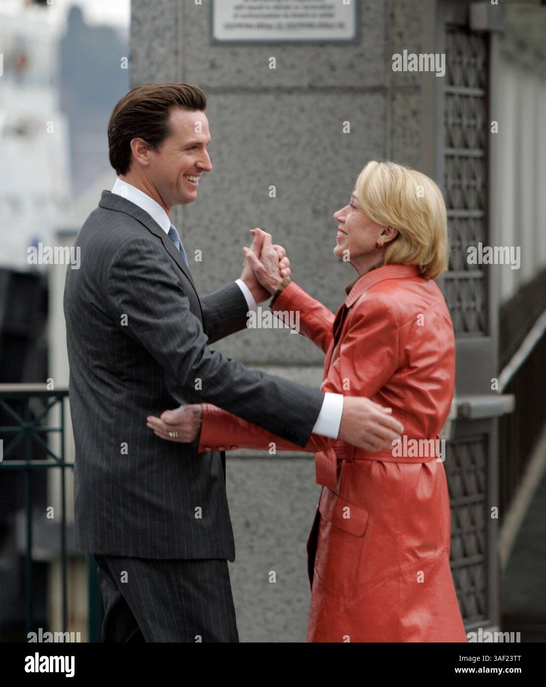 Delivered school building hi-res stock photography and images - Alamy