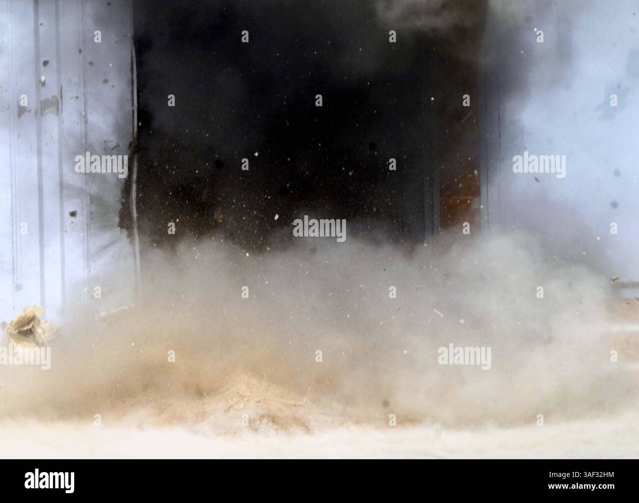 C 4 plastic explosives hi-res stock photography and images - Alamy