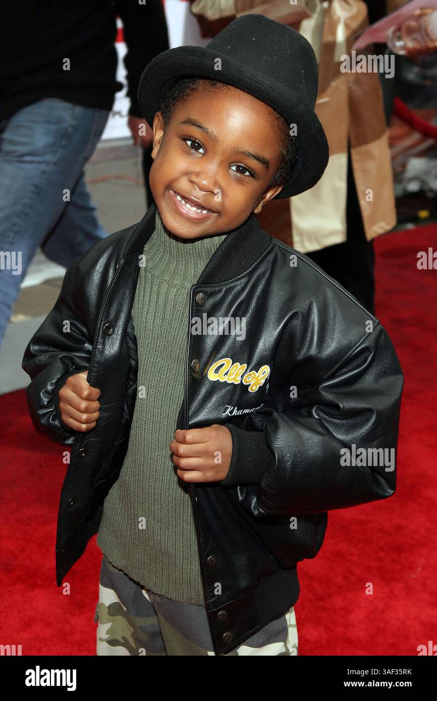 Khamani griffin actor hi-res stock photography and images - Alamy, image size:866x1390