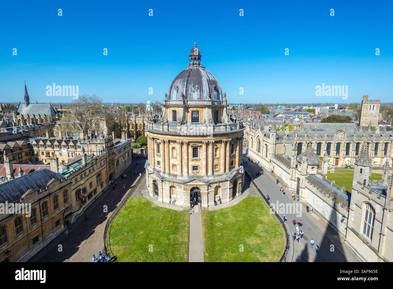 Wide view of Radcliffe Camera, Oxford University, United Kingdom Stock Photo