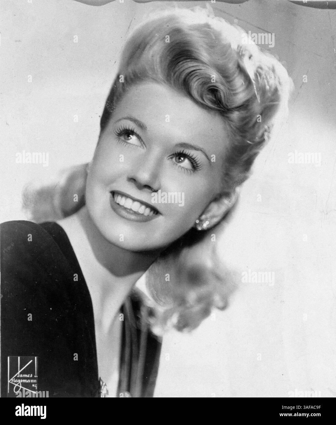 Jun 01, 1948; Hollywood, California, USA; DORIS DAY 1948, Studio: MCA RECORDS..  (Credit Image: Austral/ZUMAPRESS.com) Stock Photo