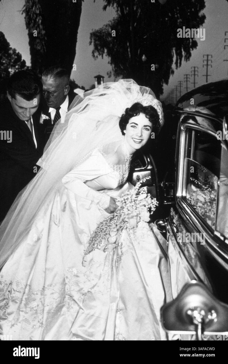 Elizabeth taylor nicky hilton hi-res stock photography and images - Alamy