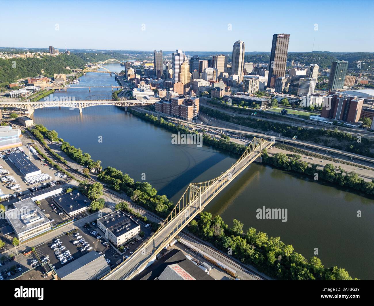 Monongahela River, downtown skyline, Pittsburgh, Pennsylvania Stock Photo