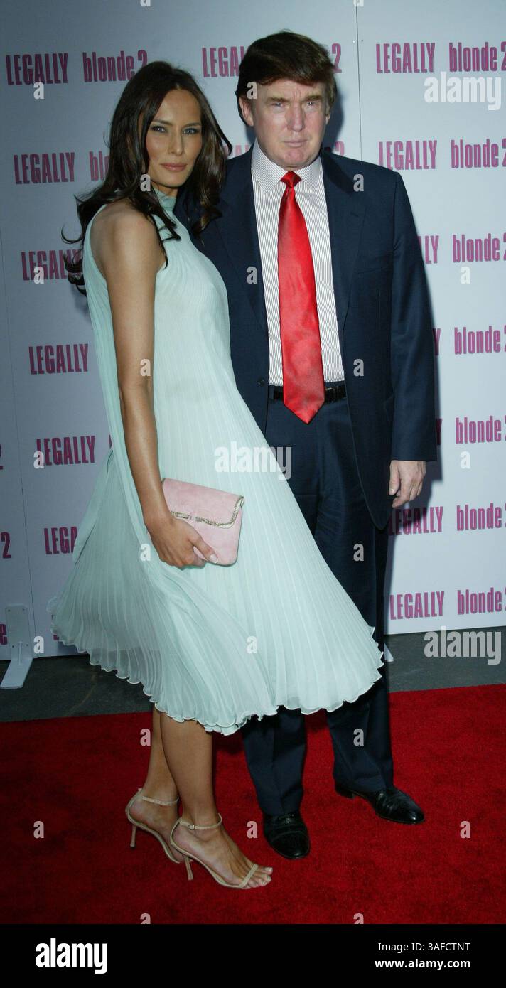 Melania trump 2003 hi-res stock photography and images - Alamy